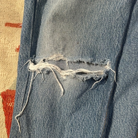 Re/Done Vintage Levi’s 501 destroyed knee raw hem jeans classic wash holes raw - Picture 16 of 17